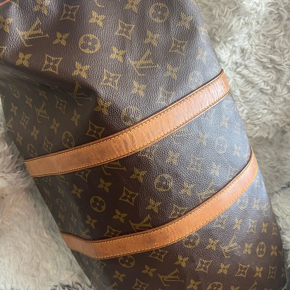 Louis Vuitton Keepall 45 in Monogram Leather - Picture 3 of 10